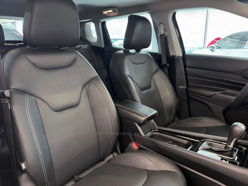 JEEP COMPASS 1.3 LONGITUDE T270 16V TURBO 4X2 2022/2023 ÓTIMA CAR FLORES DA CUNHA / Carros no Vale JEEP COMPASS 1.3 LONGITUDE T270 16V TURBO 4X2 2022/2023 ÓTIMA CAR FLORES DA CUNHA / Carros no Vale
