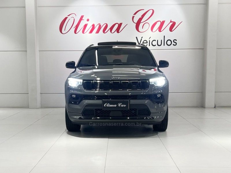 JEEP COMPASS 2.0 HURRICANE BLACKHAWK 4X4 TURBO 2024/2025 ÓTIMA CAR FLORES DA CUNHA / Carros no Vale