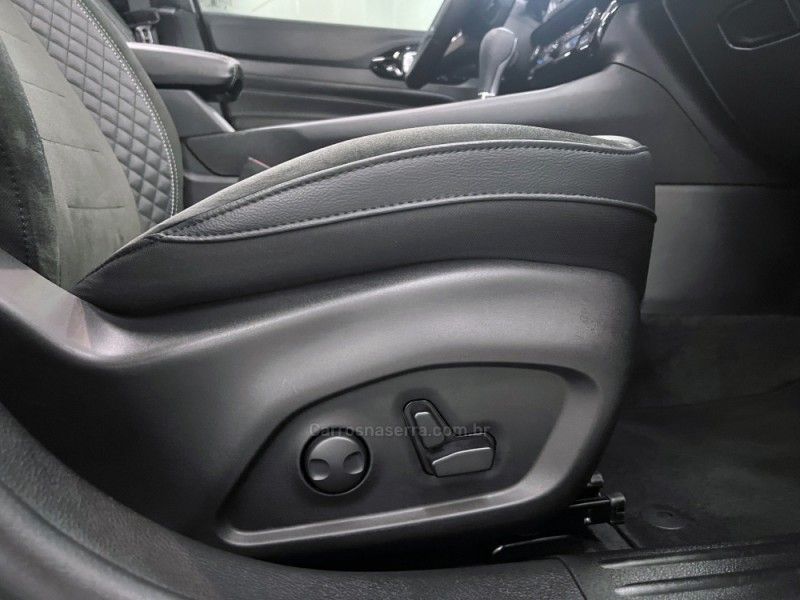JEEP COMPASS 2.0 HURRICANE BLACKHAWK 4X4 TURBO 2024/2025 ÓTIMA CAR FLORES DA CUNHA / Carros no Vale