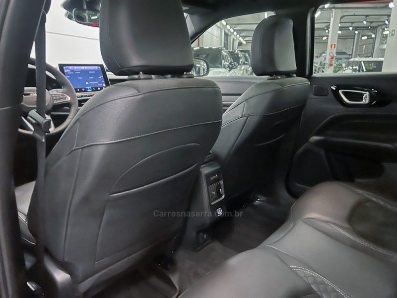 JEEP COMPASS 2.0 HURRICANE BLACKHAWK 4X4 TURBO 2024/2025 ÓTIMA CAR FLORES DA CUNHA / Carros no Vale