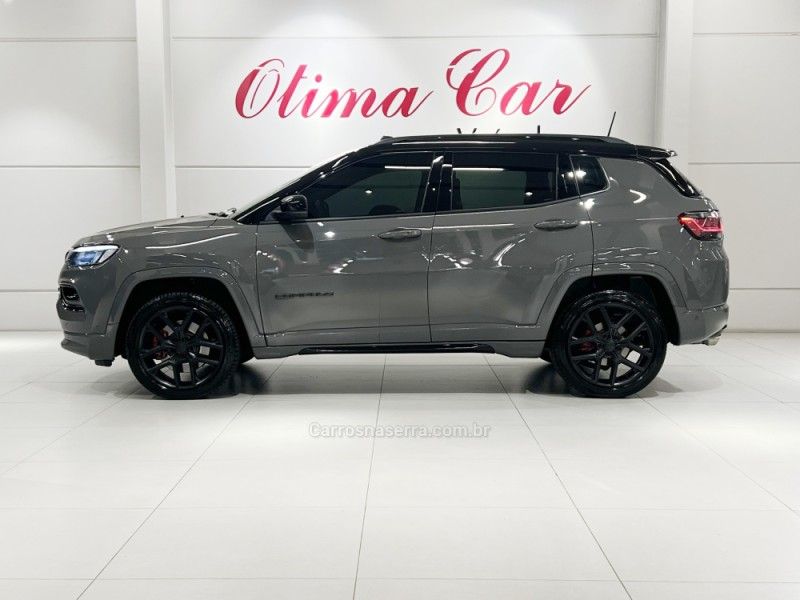 JEEP COMPASS 2.0 HURRICANE BLACKHAWK 4X4 TURBO 2024/2025 ÓTIMA CAR FLORES DA CUNHA / Carros no Vale