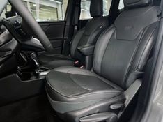 JEEP RENEGADE 1.3 16V NIGHT EAGLE T270 TURBO 2024/2025 ÓTIMA CAR FLORES DA CUNHA / Carros no Vale