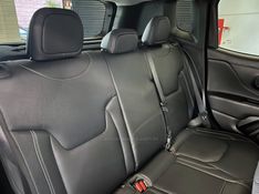 JEEP RENEGADE 1.3 16V NIGHT EAGLE T270 TURBO 2024/2025 ÓTIMA CAR FLORES DA CUNHA / Carros no Vale