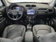 JEEP RENEGADE 1.3 LONGITUDE T270 16V TURBO 2025/2026 ÓTIMA CAR FLORES DA CUNHA / Carros no Vale