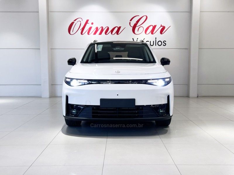 LEAPMOTOR C10 BEV ELÉTRICO 69,9KW 2026/2027 ÓTIMA CAR FLORES DA CUNHA / Carros no Vale LEAPMOTOR C10 BEV ELÉTRICO 69,9KW 2026/2027 ÓTIMA CAR FLORES DA CUNHA / Carros no Vale