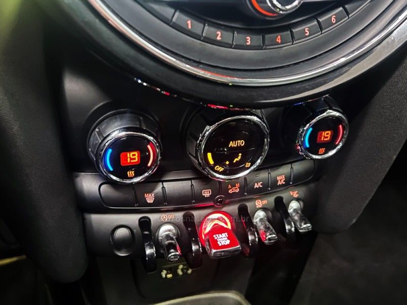 MINI COOPER 2.0 S TOP 16V TURBO 2015/2016 ÓTIMA CAR FLORES DA CUNHA / Carros no Vale