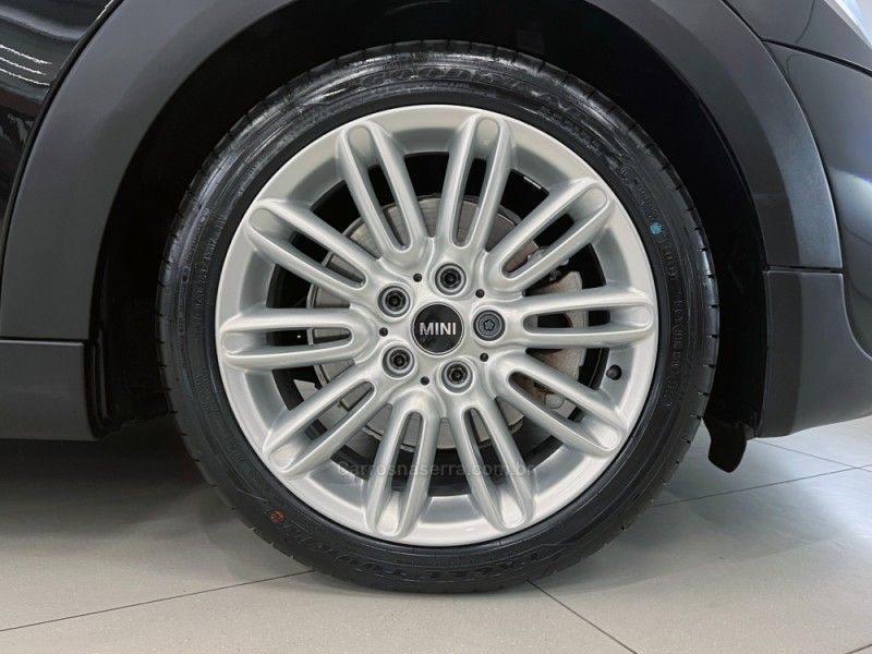 MINI COOPER 2.0 S TOP 16V TURBO 2015/2016 ÓTIMA CAR FLORES DA CUNHA / Carros no Vale