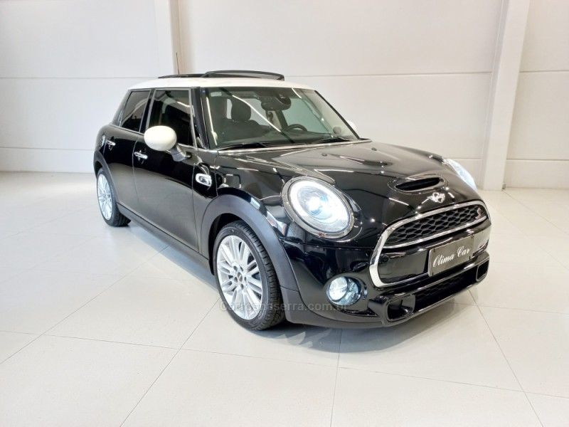 MINI COOPER 2.0 S TOP 16V TURBO 2015/2016 ÓTIMA CAR FLORES DA CUNHA / Carros no Vale MINI COOPER 2.0 S TOP 16V TURBO 2015/2016 ÓTIMA CAR FLORES DA CUNHA / Carros no Vale
