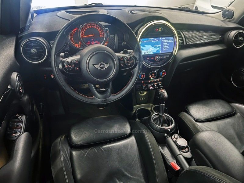 MINI COOPER 2.0 S TOP 16V TURBO 2015/2016 ÓTIMA CAR FLORES DA CUNHA / Carros no Vale