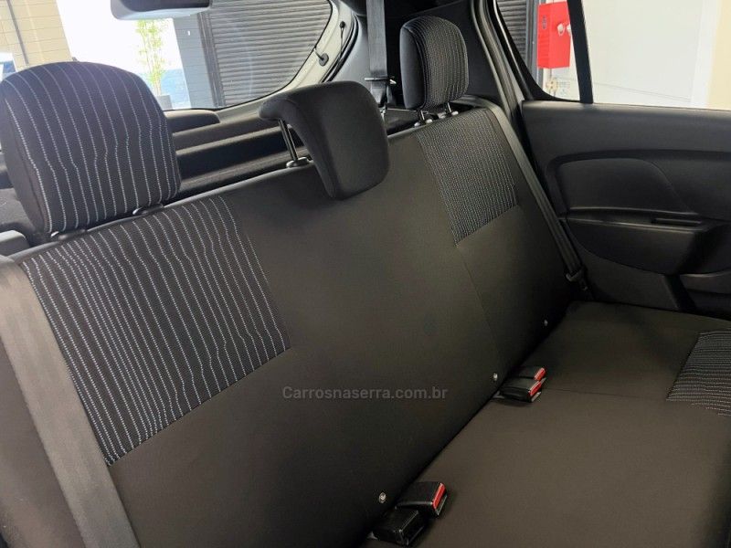 RENAULT SANDERO 1.0 LIFE 12V 2020/2021 ÓTIMA CAR FLORES DA CUNHA / Carros no Vale