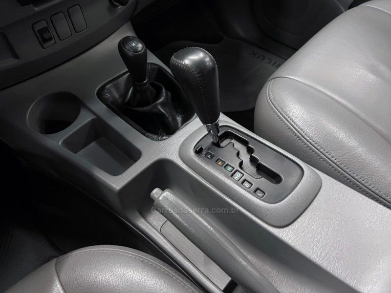 TOYOTA HILUX 3.0 SRV 4X4 CD 16V TURBO INTERCOOLER 2010/2010 ÓTIMA CAR FLORES DA CUNHA / Carros no Vale TOYOTA HILUX 3.0 SRV 4X4 CD 16V TURBO INTERCOOLER 2010/2010 ÓTIMA CAR FLORES DA CUNHA / Carros no Vale