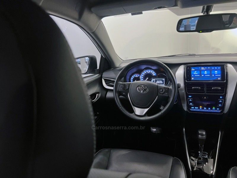 TOYOTA YARIS 1.5 XS SEDAN 16V 2018/2019 ÓTIMA CAR FLORES DA CUNHA / Carros no Vale TOYOTA YARIS 1.5 XS SEDAN 16V 2018/2019 ÓTIMA CAR FLORES DA CUNHA / Carros no Vale