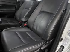 TOYOTA YARIS 1.5 XS SEDAN 16V 2018/2019 ÓTIMA CAR FLORES DA CUNHA / Carros no Vale