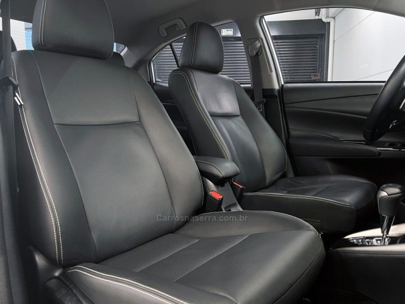 TOYOTA YARIS 1.5 XS SEDAN 16V 2018/2019 ÓTIMA CAR FLORES DA CUNHA / Carros no Vale TOYOTA YARIS 1.5 XS SEDAN 16V 2018/2019 ÓTIMA CAR FLORES DA CUNHA / Carros no Vale
