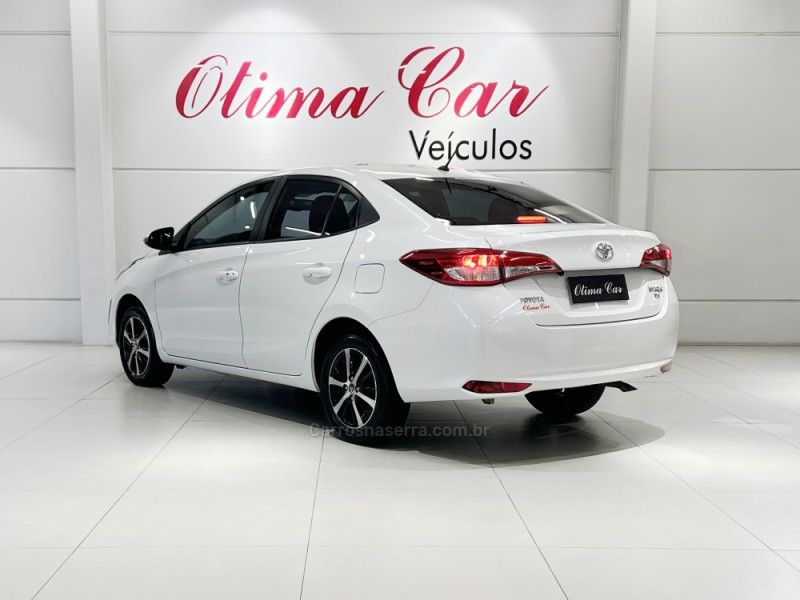 TOYOTA YARIS 1.5 XS SEDAN 16V 2018/2019 ÓTIMA CAR FLORES DA CUNHA / Carros no Vale TOYOTA YARIS 1.5 XS SEDAN 16V 2018/2019 ÓTIMA CAR FLORES DA CUNHA / Carros no Vale