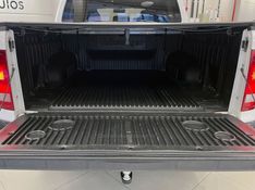 VOLKSWAGEN AMAROK 2.0 4X4 TDI COMFORTILINE CD 2019/2020 ÓTIMA CAR FLORES DA CUNHA / Carros no Vale