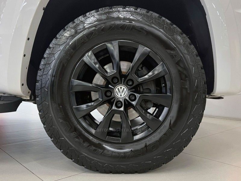 VOLKSWAGEN AMAROK 2.0 4X4 TDI COMFORTILINE CD 2019/2020 ÓTIMA CAR FLORES DA CUNHA / Carros no Vale VOLKSWAGEN AMAROK 2.0 4X4 TDI COMFORTILINE CD 2019/2020 ÓTIMA CAR FLORES DA CUNHA / Carros no Vale