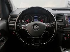 VOLKSWAGEN AMAROK 2.0 4X4 TDI COMFORTILINE CD 2019/2020 ÓTIMA CAR FLORES DA CUNHA / Carros no Vale