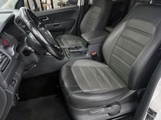 VOLKSWAGEN AMAROK 2.0 4X4 TDI COMFORTILINE CD 2019/2020 ÓTIMA CAR FLORES DA CUNHA / Carros no Vale
