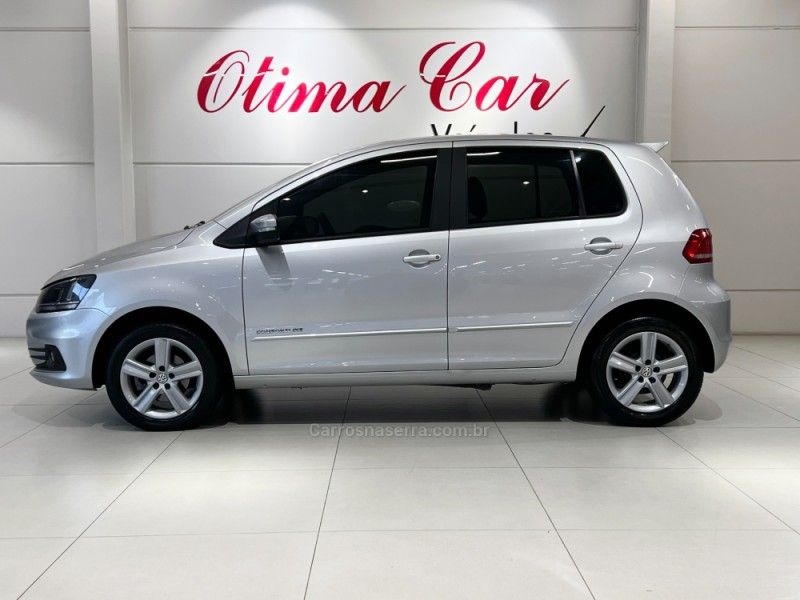 VOLKSWAGEN FOX 1.6 COMFORTLINE 8V 2015/2016 ÓTIMA CAR FLORES DA CUNHA / Carros no Vale VOLKSWAGEN FOX 1.6 COMFORTLINE 8V 2015/2016 ÓTIMA CAR FLORES DA CUNHA / Carros no Vale