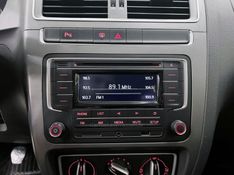 VOLKSWAGEN FOX 1.6 COMFORTLINE 8V 2015/2016 ÓTIMA CAR FLORES DA CUNHA / Carros no Vale