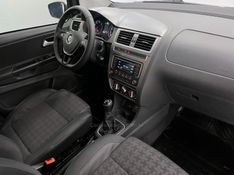 VOLKSWAGEN FOX 1.6 COMFORTLINE 8V 2015/2016 ÓTIMA CAR FLORES DA CUNHA / Carros no Vale