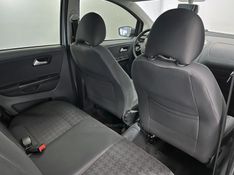VOLKSWAGEN FOX 1.6 COMFORTLINE 8V 2015/2016 ÓTIMA CAR FLORES DA CUNHA / Carros no Vale