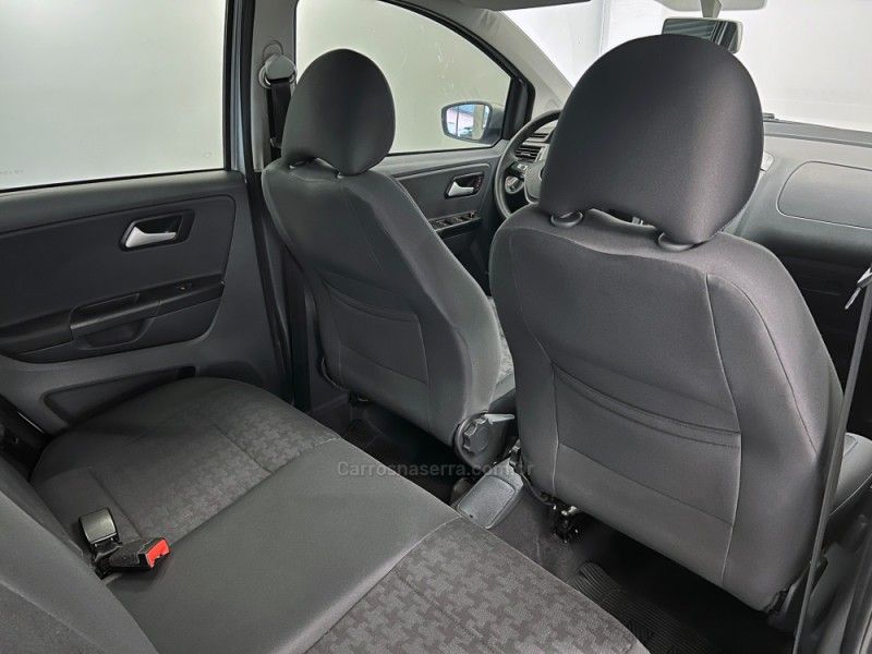 VOLKSWAGEN FOX 1.6 COMFORTLINE 8V 2015/2016 ÓTIMA CAR FLORES DA CUNHA / Carros no Vale VOLKSWAGEN FOX 1.6 COMFORTLINE 8V 2015/2016 ÓTIMA CAR FLORES DA CUNHA / Carros no Vale