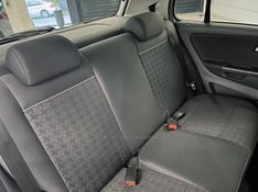 VOLKSWAGEN FOX 1.6 COMFORTLINE 8V 2015/2016 ÓTIMA CAR FLORES DA CUNHA / Carros no Vale