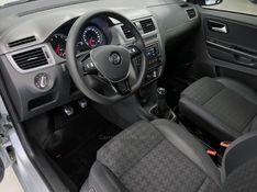 VOLKSWAGEN FOX 1.6 COMFORTLINE 8V 2015/2016 ÓTIMA CAR FLORES DA CUNHA / Carros no Vale