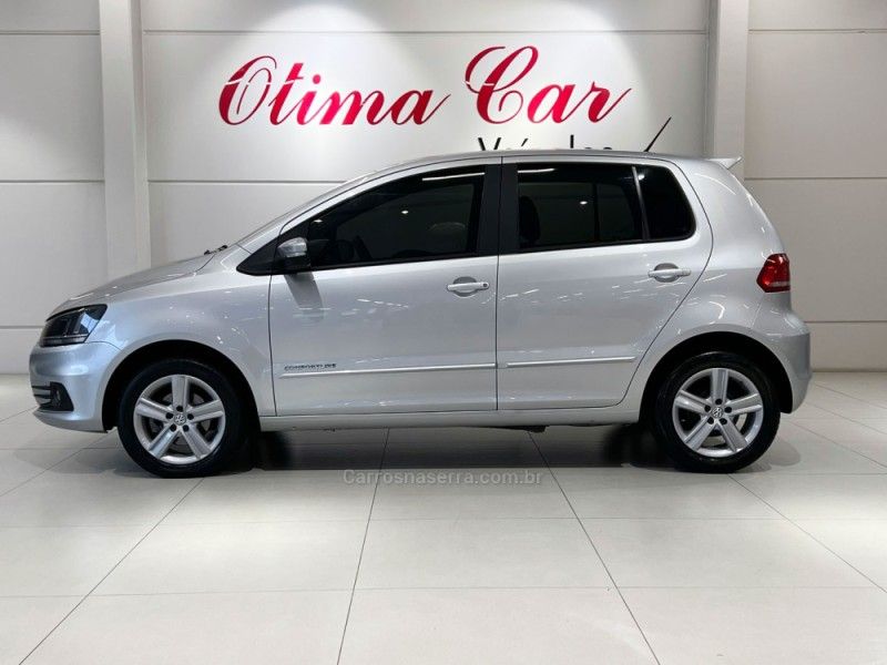 VOLKSWAGEN FOX 1.6 COMFORTLINE 8V 2015/2016 ÓTIMA CAR FLORES DA CUNHA / Carros no Vale VOLKSWAGEN FOX 1.6 COMFORTLINE 8V 2015/2016 ÓTIMA CAR FLORES DA CUNHA / Carros no Vale