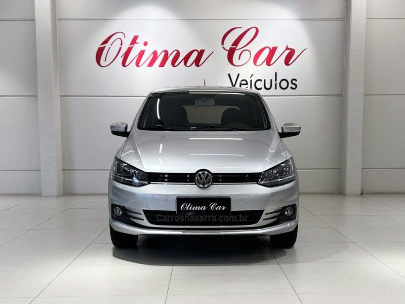 VOLKSWAGEN FOX 1.6 COMFORTLINE 8V 2015/2016 ÓTIMA CAR FLORES DA CUNHA / Carros no Vale VOLKSWAGEN FOX 1.6 COMFORTLINE 8V 2015/2016 ÓTIMA CAR FLORES DA CUNHA / Carros no Vale