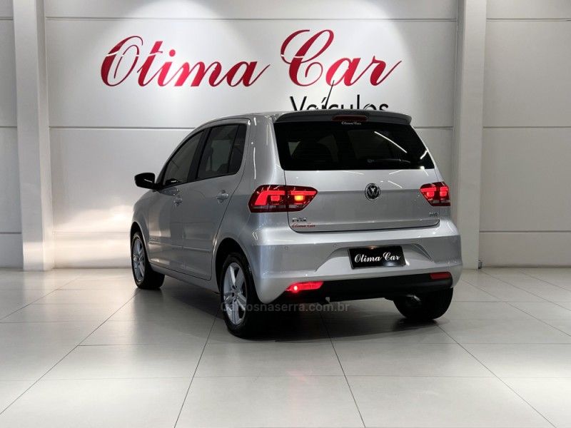 VOLKSWAGEN FOX 1.6 COMFORTLINE 8V 2015/2016 ÓTIMA CAR FLORES DA CUNHA / Carros no Vale VOLKSWAGEN FOX 1.6 COMFORTLINE 8V 2015/2016 ÓTIMA CAR FLORES DA CUNHA / Carros no Vale