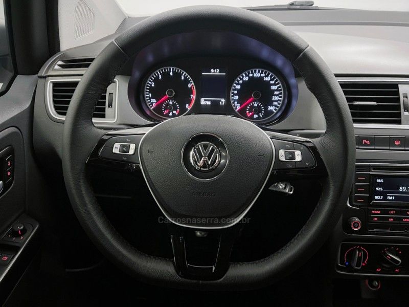 VOLKSWAGEN FOX 1.6 COMFORTLINE 8V 2015/2016 ÓTIMA CAR FLORES DA CUNHA / Carros no Vale VOLKSWAGEN FOX 1.6 COMFORTLINE 8V 2015/2016 ÓTIMA CAR FLORES DA CUNHA / Carros no Vale
