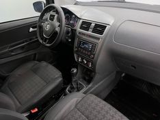 VOLKSWAGEN FOX 1.6 COMFORTLINE 8V 2015/2016 ÓTIMA CAR FLORES DA CUNHA / Carros no Vale