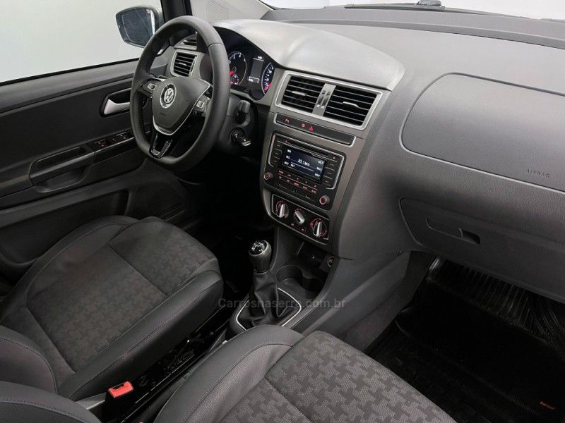VOLKSWAGEN FOX 1.6 COMFORTLINE 8V 2015/2016 ÓTIMA CAR FLORES DA CUNHA / Carros no Vale VOLKSWAGEN FOX 1.6 COMFORTLINE 8V 2015/2016 ÓTIMA CAR FLORES DA CUNHA / Carros no Vale