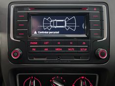 VOLKSWAGEN FOX 1.6 COMFORTLINE 8V 2015/2016 ÓTIMA CAR FLORES DA CUNHA / Carros no Vale