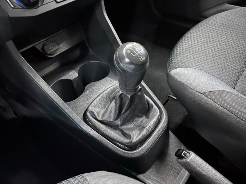 VOLKSWAGEN GOL 1.0 12V MPI TOTALFLEX 2019/2020 ÓTIMA CAR FLORES DA CUNHA / Carros no Vale
