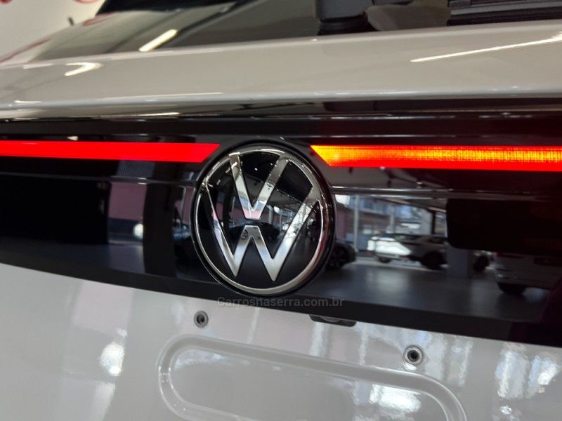 VOLKSWAGEN NIVUS 1.0 TSI HIGHLINE 2026/2027 ÓTIMA CAR FLORES DA CUNHA / Carros no Vale