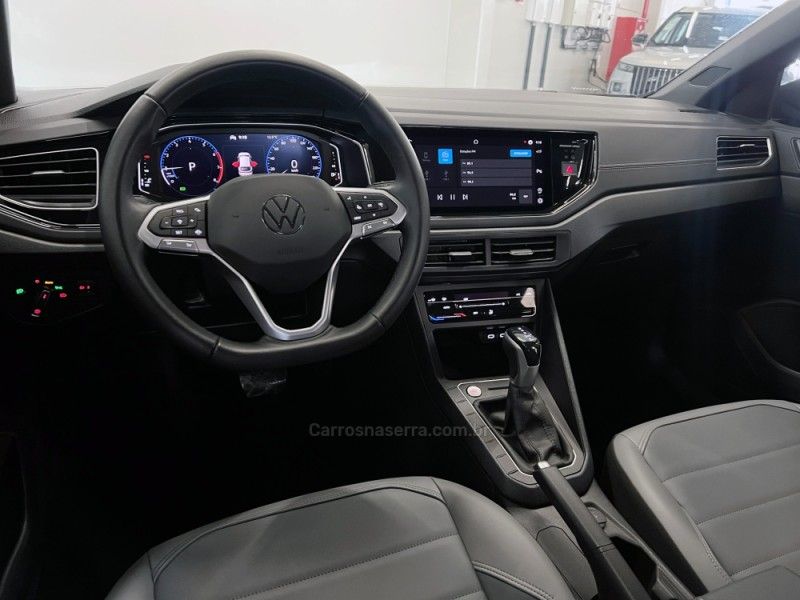 VOLKSWAGEN NIVUS 1.0 TSI HIGHLINE 2023/2024 ÓTIMA CAR FLORES DA CUNHA / Carros no Vale