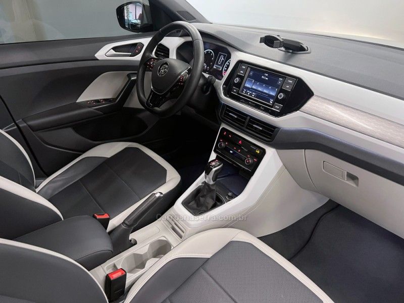 VOLKSWAGEN T-CROSS 1.4 HIGHLINE TSI 16V 2019/2020 ÓTIMA CAR FLORES DA CUNHA / Carros no Vale
