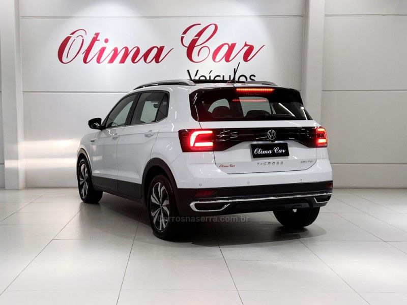 VOLKSWAGEN T-CROSS 1.4 HIGHLINE TSI 16V 2022/2022 ÓTIMA CAR FLORES DA CUNHA / Carros no Vale