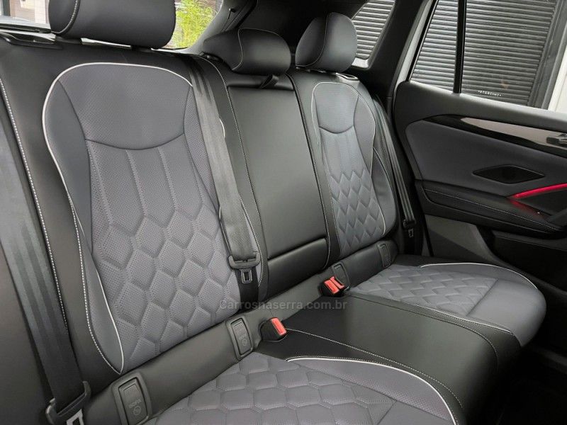 VOLKSWAGEN TIGUAN 2.0 TSI R-LINE 350 16V 2026/2026 ÓTIMA CAR FLORES DA CUNHA / Carros no Vale