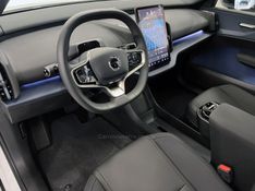 VOLVO EX30 ULTRA EXTENDED RANGE 2024/2025 ÓTIMA CAR FLORES DA CUNHA / Carros no Vale