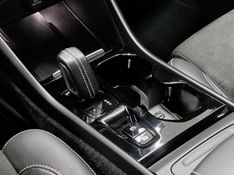 VOLVO XC 40 2.0 T5 R-DESIGN AWD GEARTRONIC 2019/2020 ÓTIMA CAR FLORES DA CUNHA / Carros no Vale