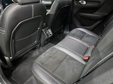 VOLVO XC 40 2.0 T5 R-DESIGN AWD GEARTRONIC 2019/2020 ÓTIMA CAR FLORES DA CUNHA / Carros no Vale