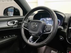 VOLVO XC 40 2.0 T5 R-DESIGN AWD GEARTRONIC 2019/2020 ÓTIMA CAR FLORES DA CUNHA / Carros no Vale
