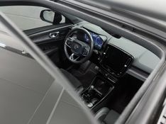 VOLVO XC 40 2.0 T5 R-DESIGN AWD GEARTRONIC 2019/2020 ÓTIMA CAR FLORES DA CUNHA / Carros no Vale