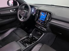 VOLVO XC 40 2.0 T5 R-DESIGN SPE AWD GEARTRONIC 2019/2020 ÓTIMA CAR FLORES DA CUNHA / Carros no Vale