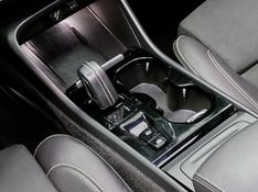 VOLVO XC 40 2.0 T5 R-DESIGN SPE AWD GEARTRONIC 2019/2020 ÓTIMA CAR FLORES DA CUNHA / Carros no Vale